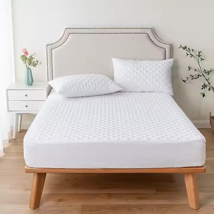 Noqua Waterproof Custom Sizeable Breathable & Soft Mattress Protector Hypoallergenic Skin-Friendly